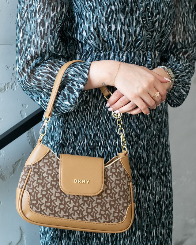 BAG 17