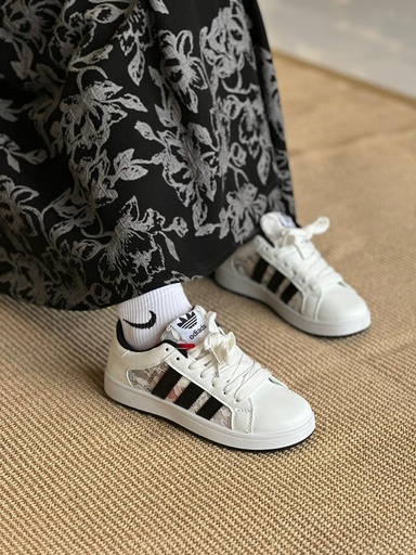 [D83- White-Black- 37] D83 (White-Black, 37)