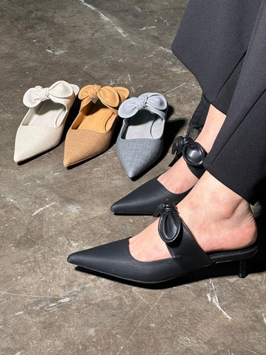 [A300-Black-36] A300 (Black, 36)