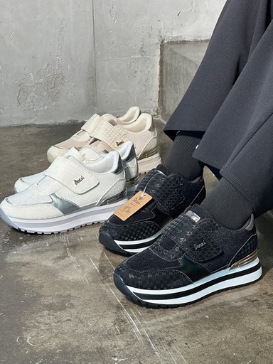 [D98-Black-36] D98 (Black, 36)
