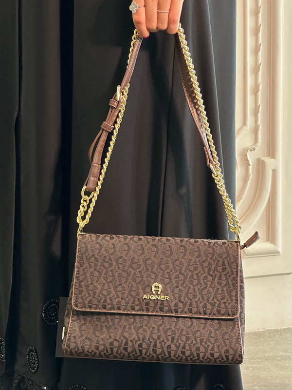 BAG 278