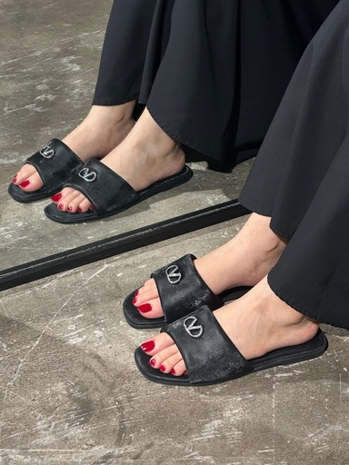 [B110-Black-37] B110 (Black, 37)
