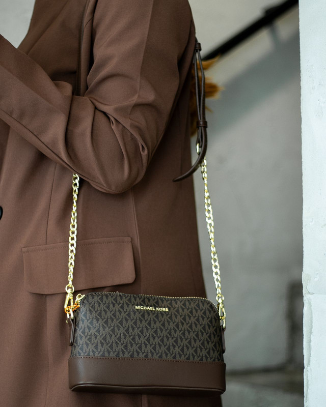 BAG 108