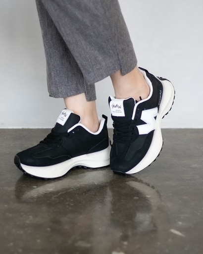 [D106-Black-White-37] D106 (Black-White, 37)