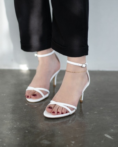 [A332-White-39] A332 (White, 39)
