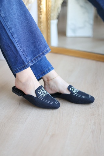 [B122-Black-37] B122 (Black, 37)
