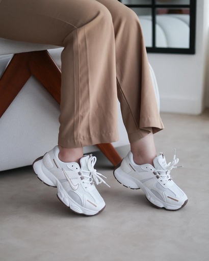 [D62-White-Khaki-38] D62 (White-Khaki, 38)