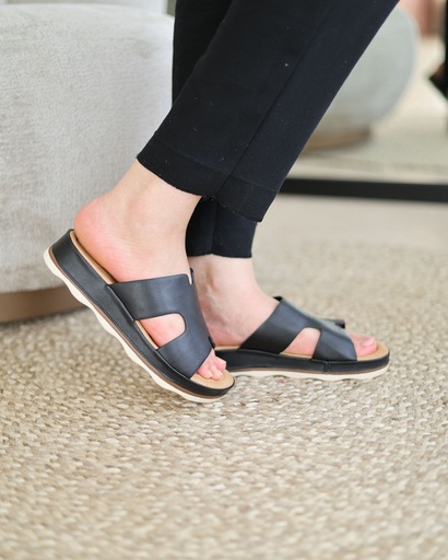 [A382-Black-37] A382 (Black, 37)