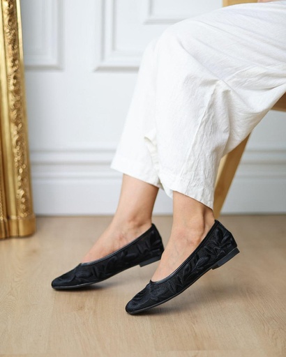 [D155-Black-36] D155 (Black, 36)