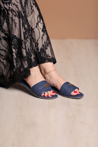 [B172-D-Blue-36] B172 (D-Blue, 36)