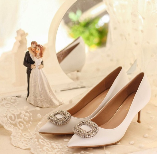 [C14-White-39] C14 (White, 39)