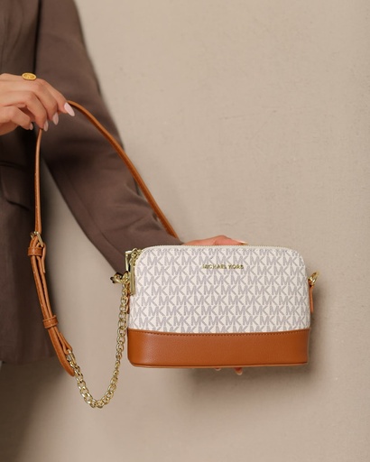 BAG 108