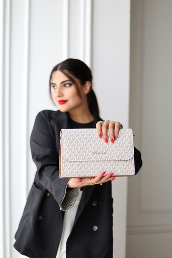 BAG 550