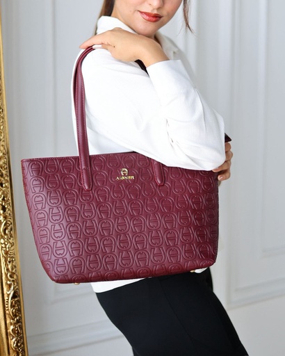 BAG 557
